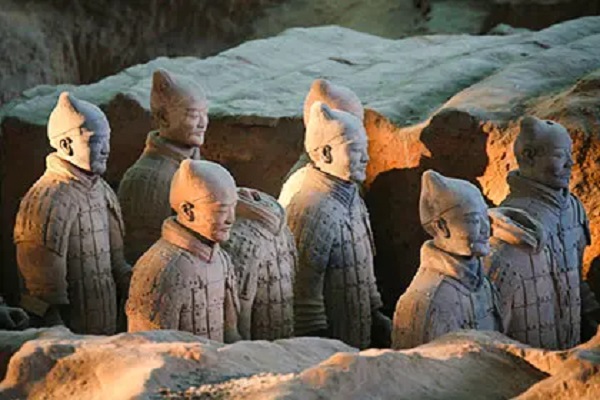 Habibi World Travel  China Budget Tour 