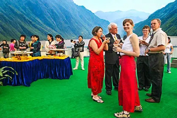Habibi World Travel Golden Triangle and Yangtze China