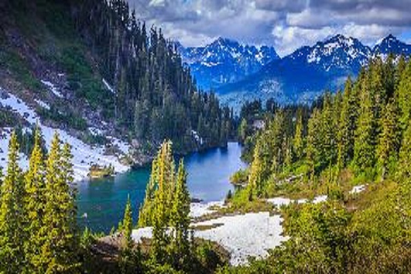 Habibi World Travel - Glacier National Park