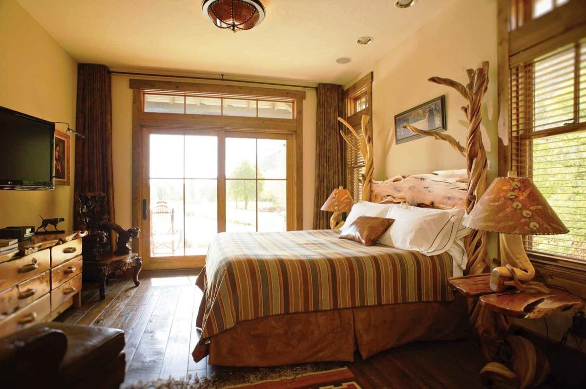  WESTERN PARADISE - Habibi World Travel & Tour America
