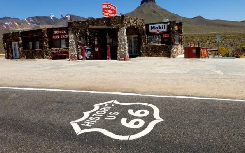MOTORCYCLE-TRAVEL -4323 USA - Habibi World Travel
