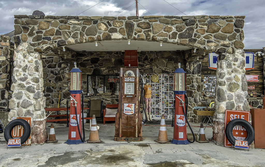 MOTORCYCLE-TRAVEL -535043 USA - Habibi World Travel