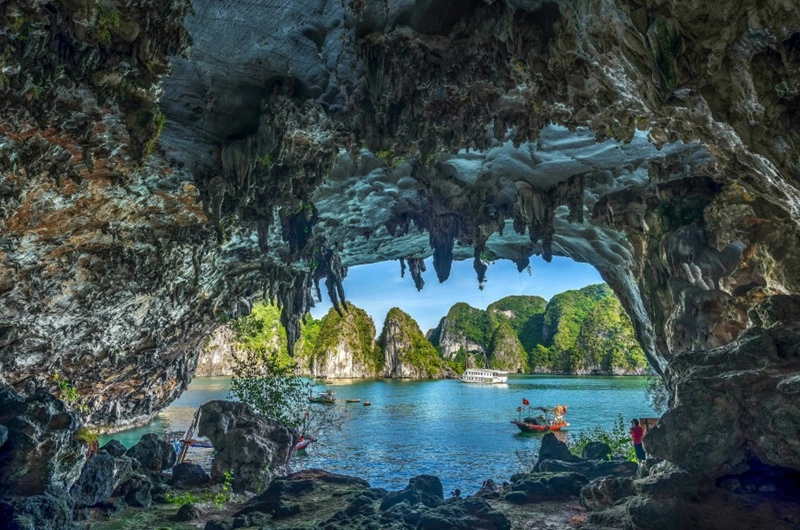 Vietnam Trip - 10- HA LONG BAY - Habibi World Travel and Tour - 0