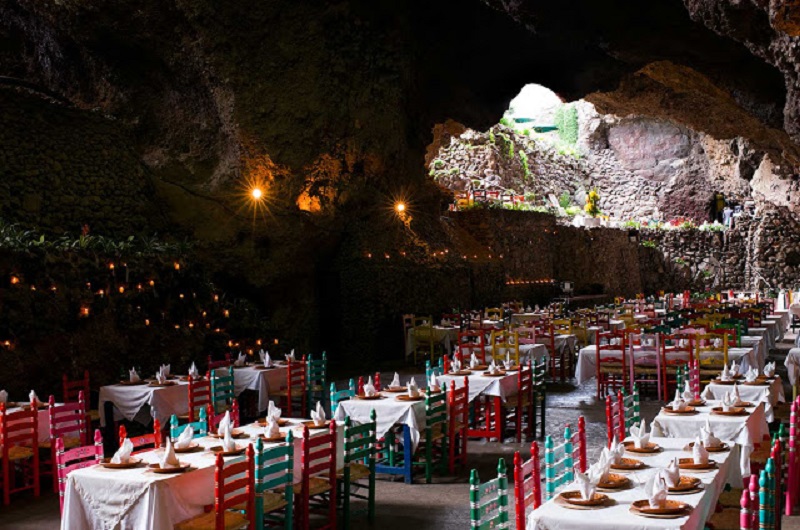 Grutas-de-Cacahuamilpa 2 - Habibi World Travel & Tour