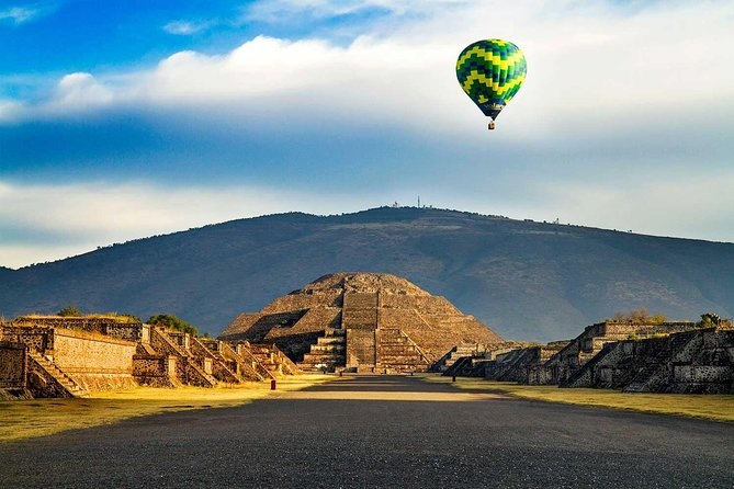 Teotihuacan-Hot-Air-Balloon-Adventure-Walking-Tour 7 - Habibi World Travel & Tour