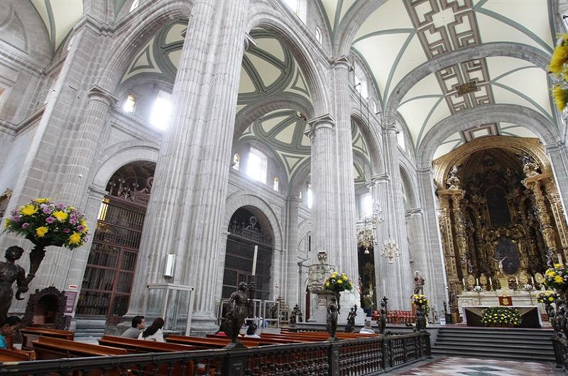 METROPOLITAN-CATHEDRAL 00014 - Habibi World Travel & Tour
